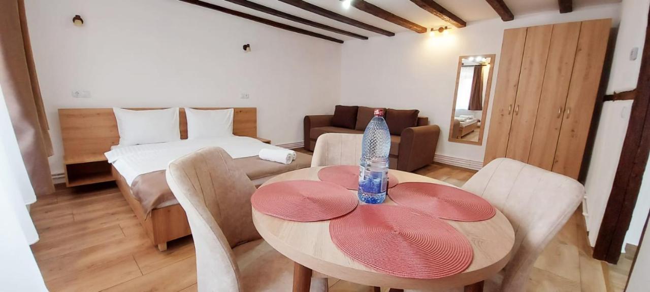 Lindenhaus Hotel Sibiu Eksteriør billede