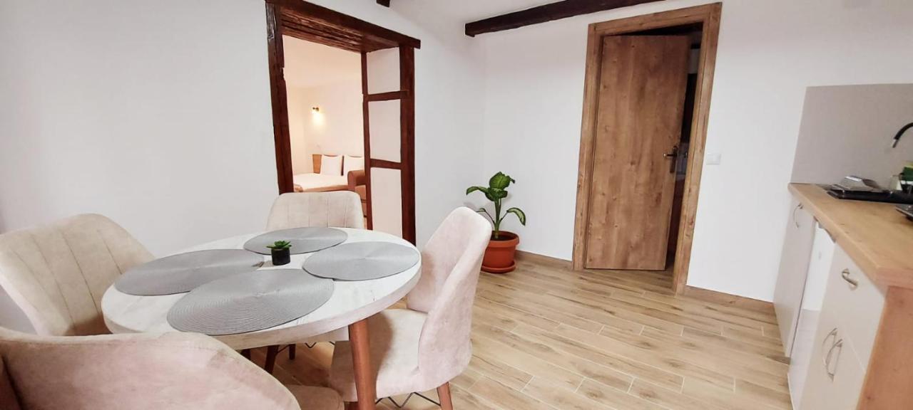Lindenhaus Hotel Sibiu Eksteriør billede