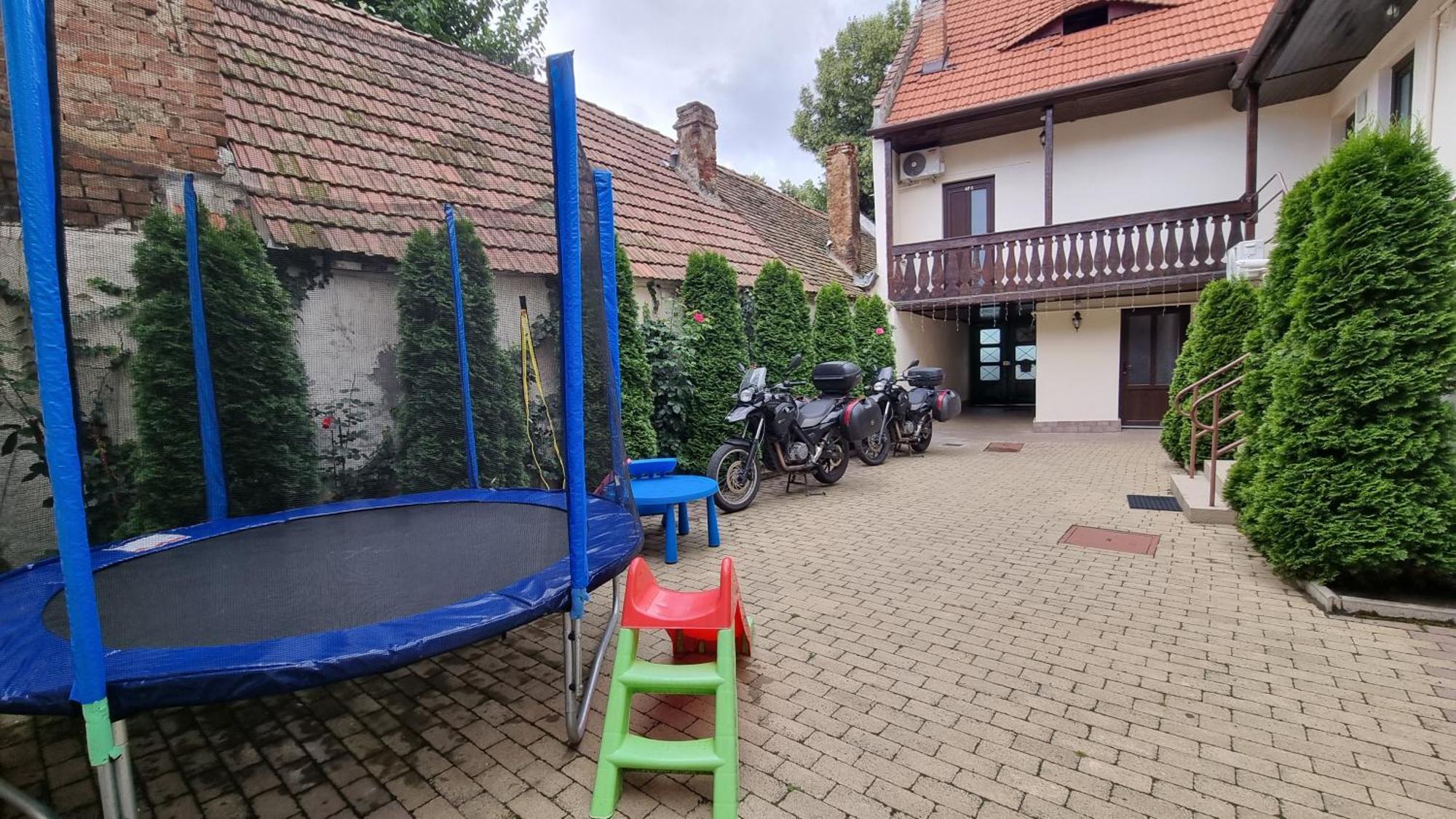 Lindenhaus Hotel Sibiu Eksteriør billede